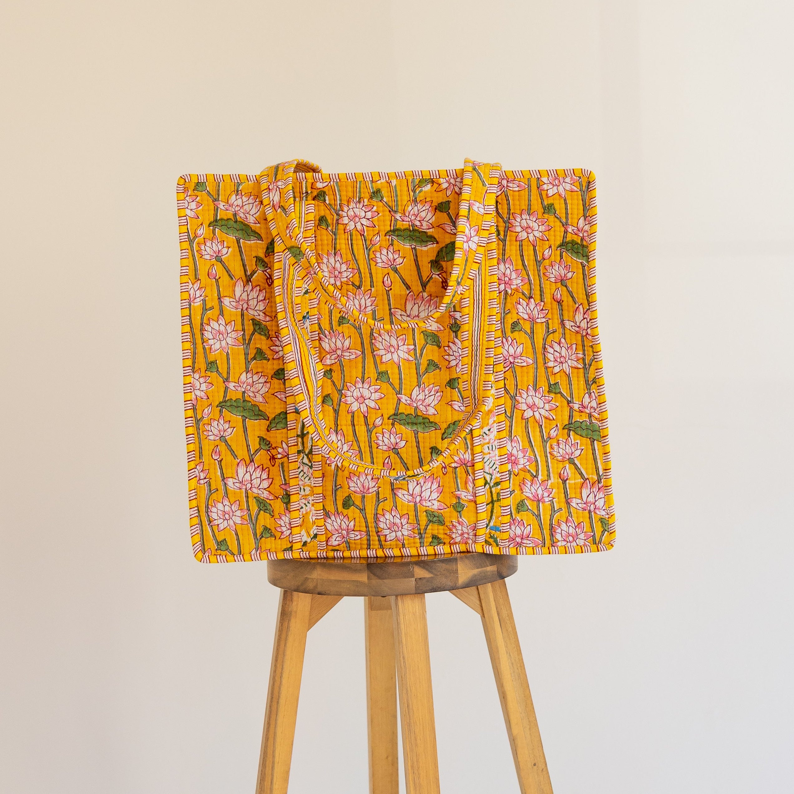 QUILTED TOTE BAGS/PURSES