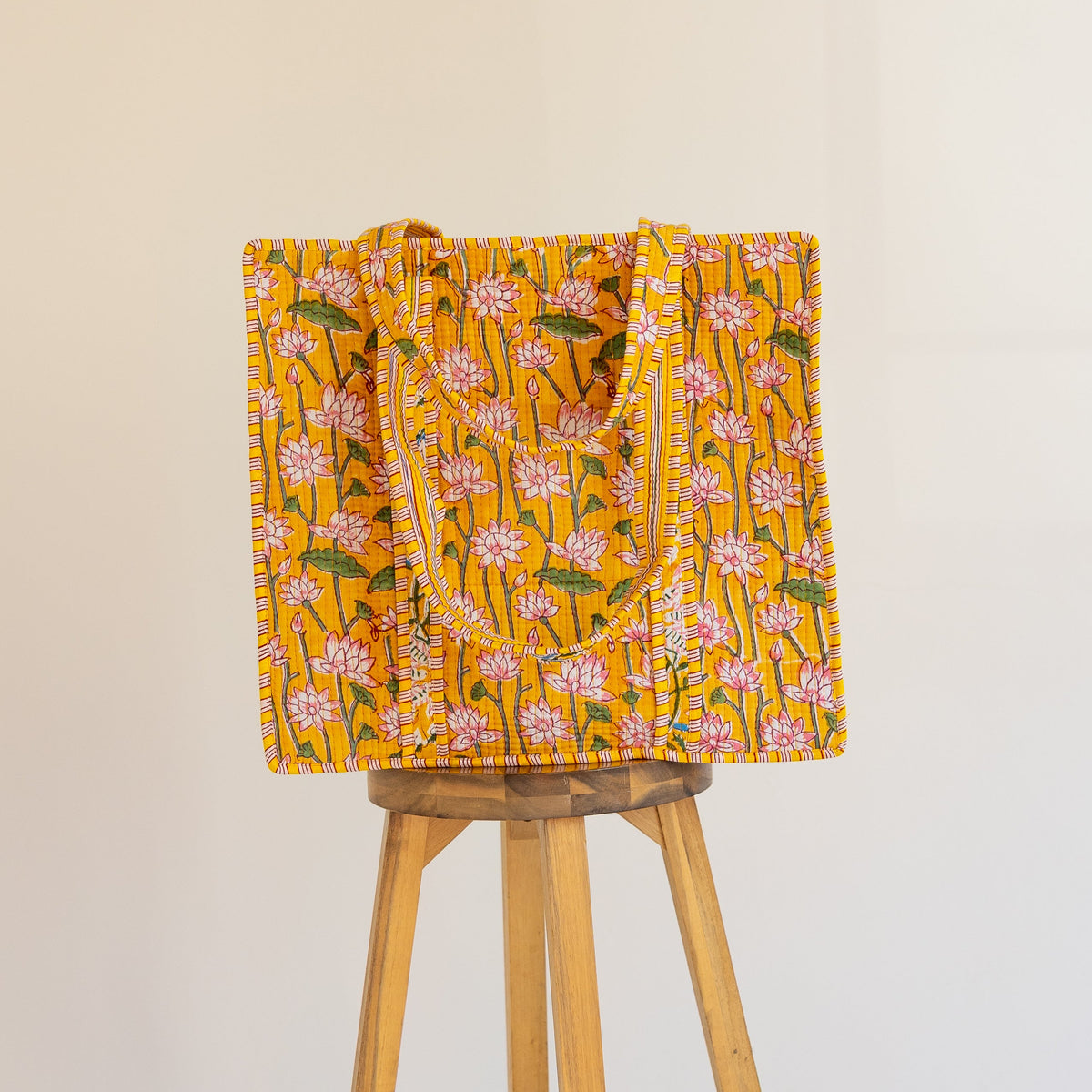 QUILTED TOTE BAGS/PURSES